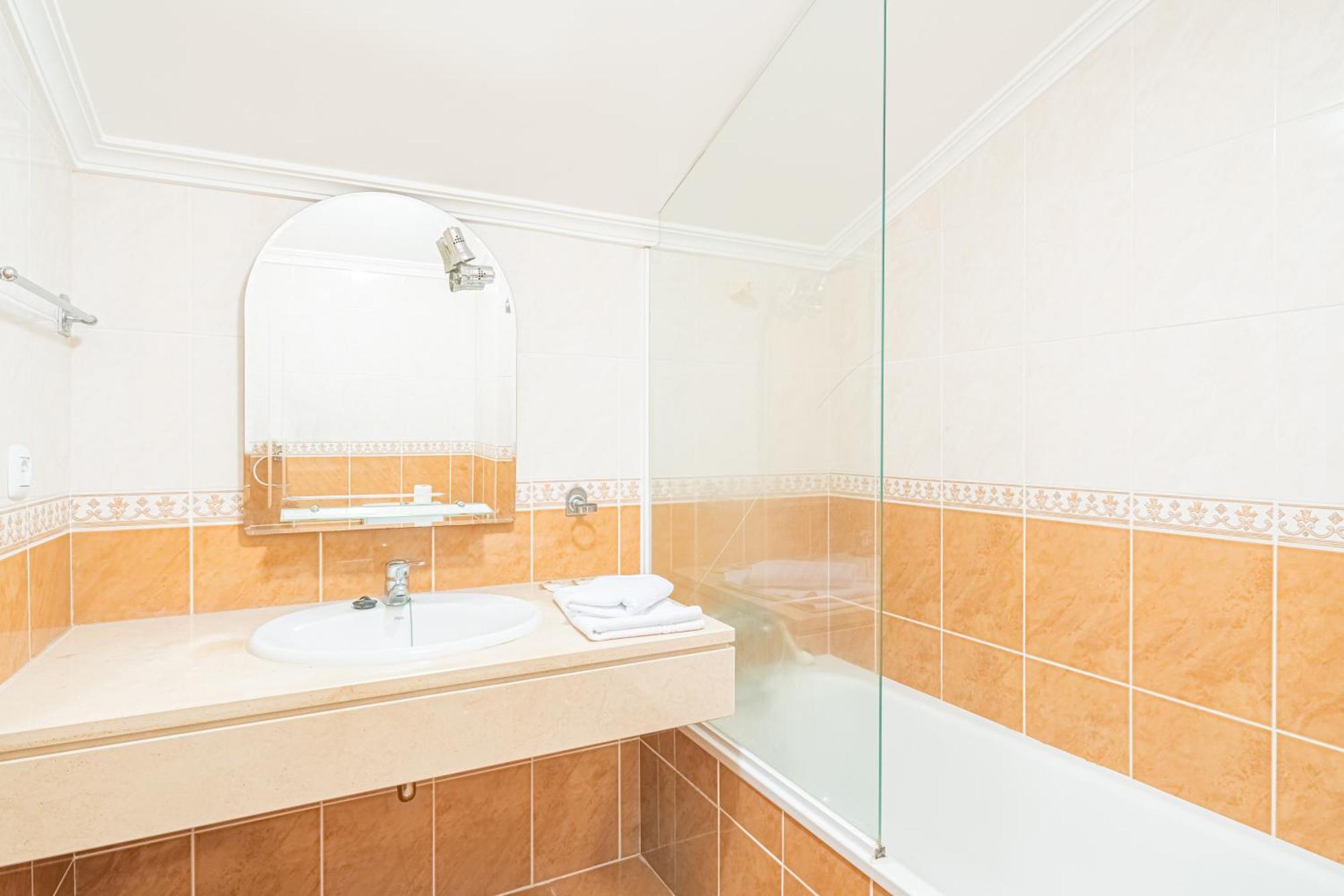 Apartamento Ocean View In Canico De Baixo Funchal (Madeira)